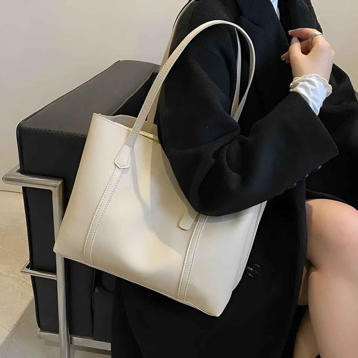 Large capacity soft leather tote bag in beige with synthetic leather lining and double shoulder straps