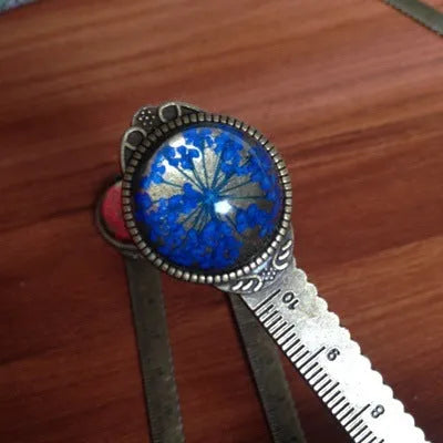Handmade dried flower gypsophila ruler bookmark measuring 12cm with botanical designs