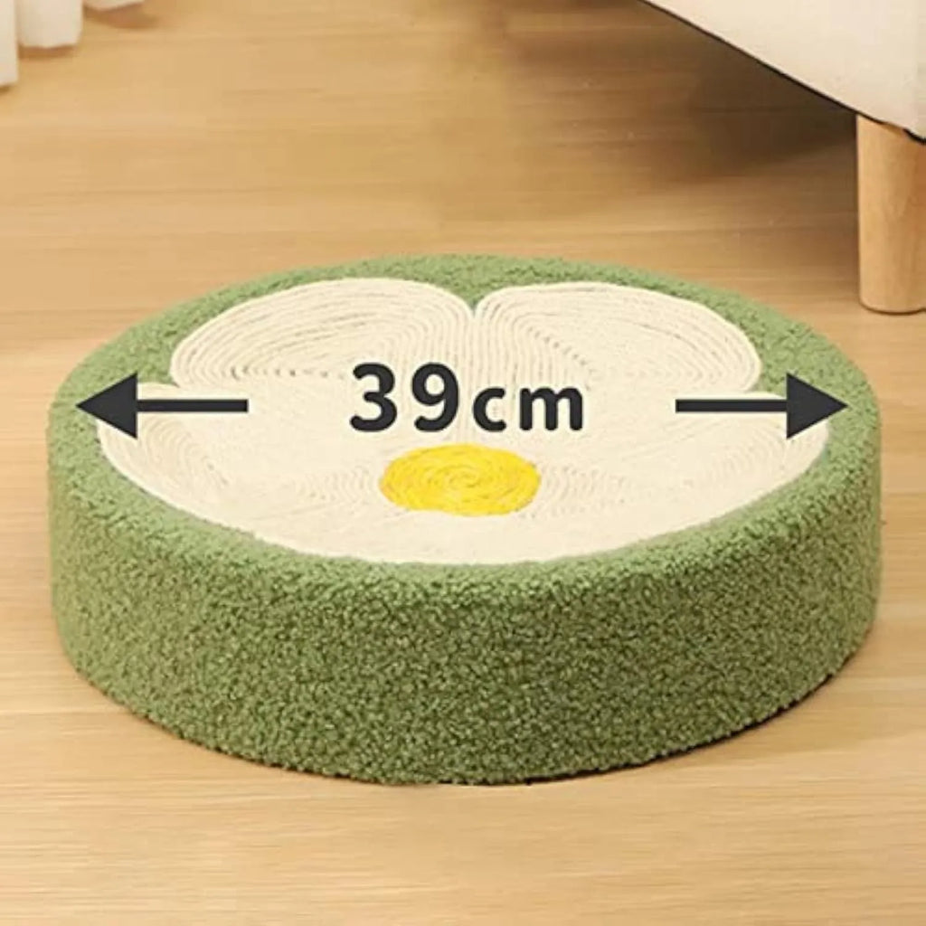Green round sisal cat scratcher bowl lounge bed, 39cm diameter, for scratching and sleeping.