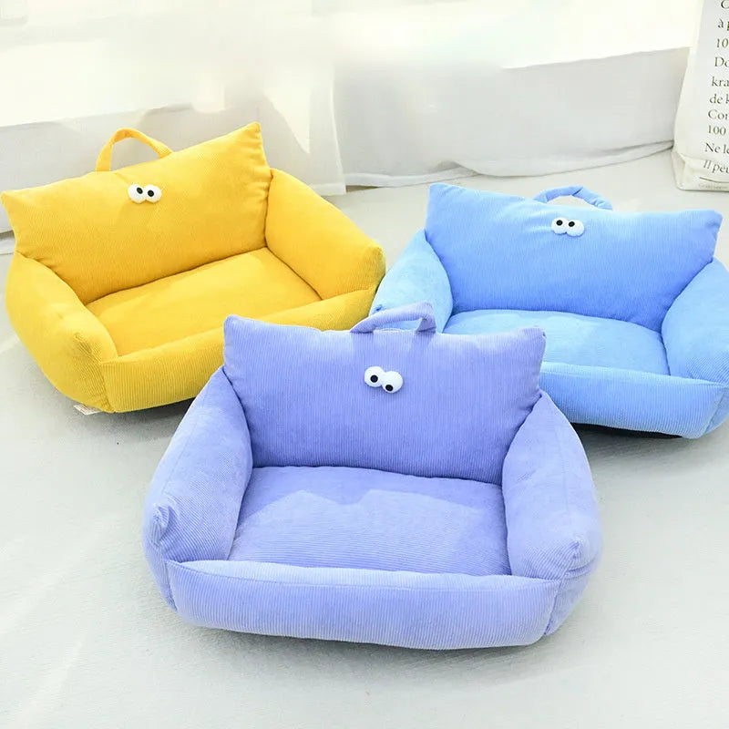 Cartoon big eye pet bed in moon velvet fabric with pp cotton filling, available in four colours