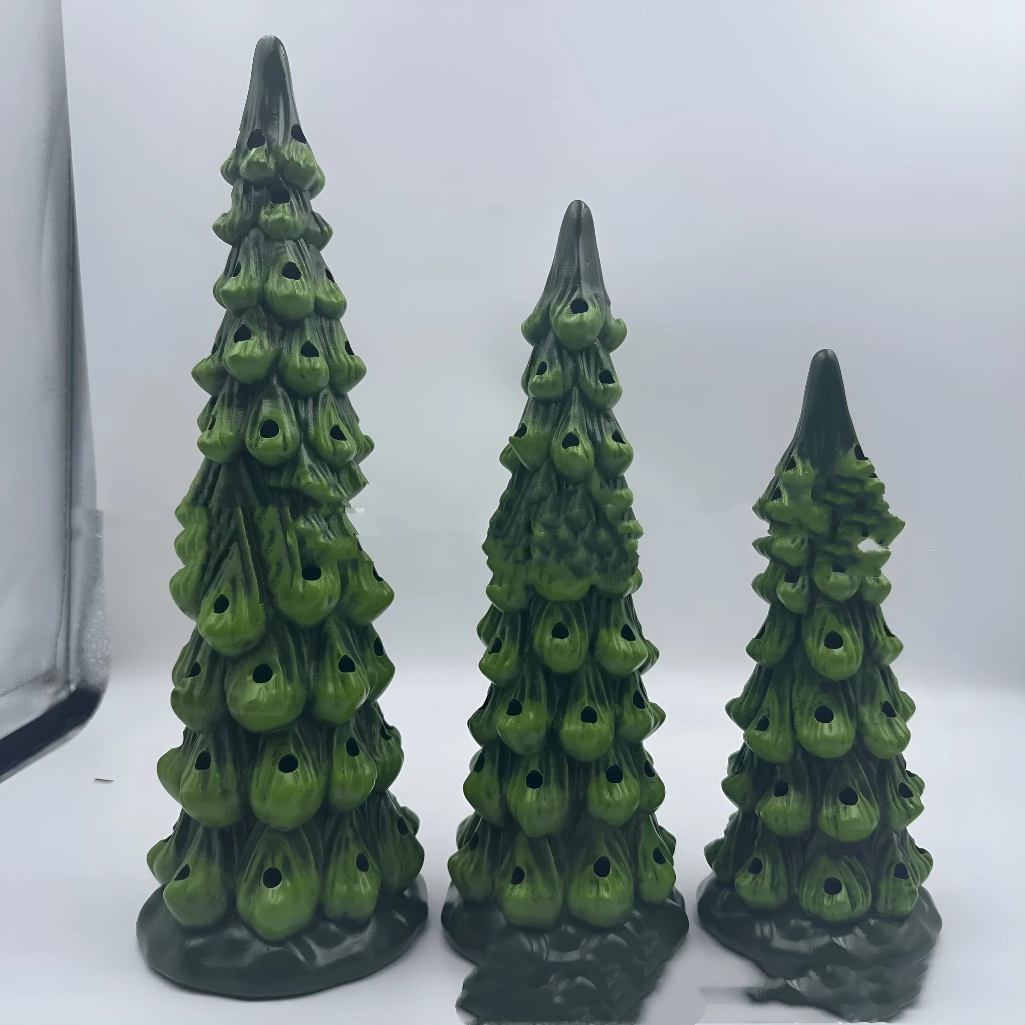 Resin Christmas tree ornament decoration with European design in coloured or warm lighting