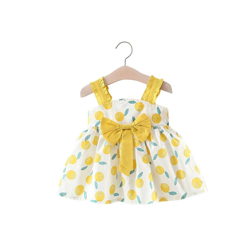 Thin cotton princess dress for baby girls in pink with button fastening