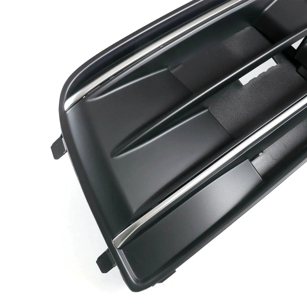 Audi Q5 front bumper lower grille and fog light frame pair in matte black ABS plastic