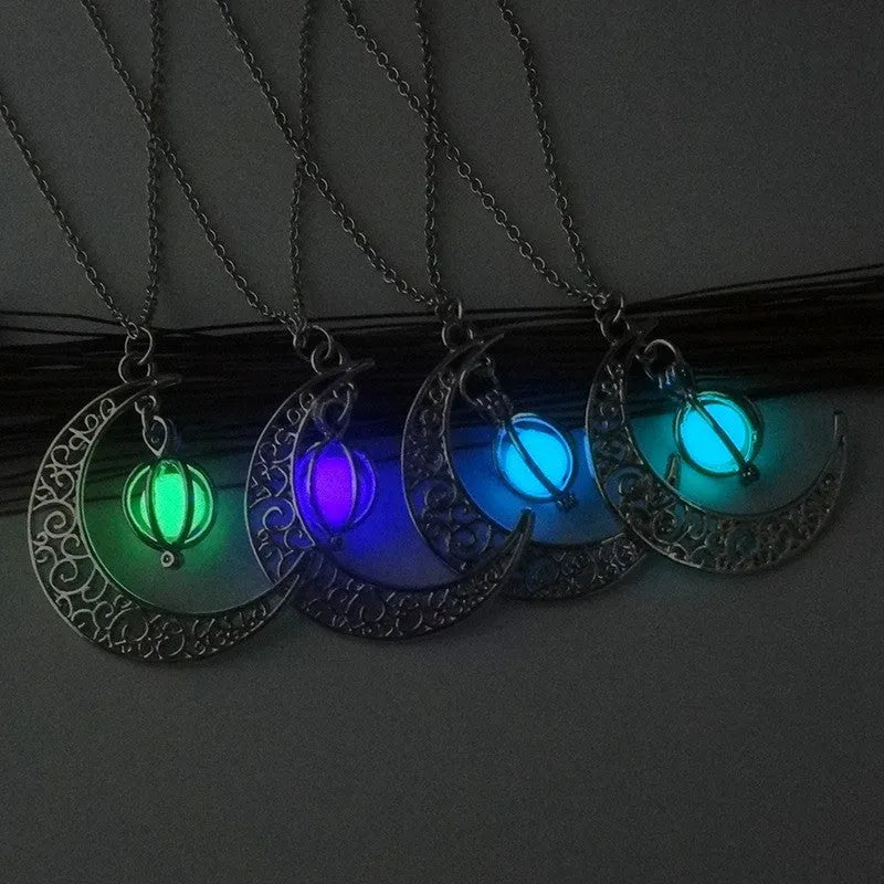 Luminous moon pendant necklace with copper charm, bamboo chain, 45+5cm adjustable length, glow in the dark, four colours