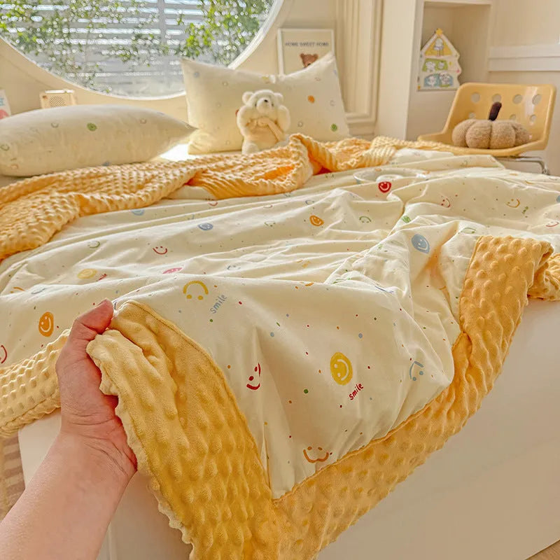 Pure cotton printed duvet quilt in yellow with colourful smiling face pattern, available in 180x220cm