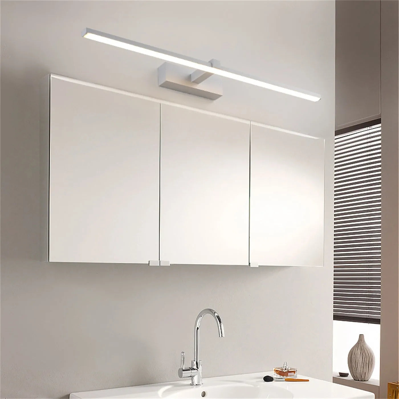 60x8cm black bathroom wall strip light with push button switch near mirror