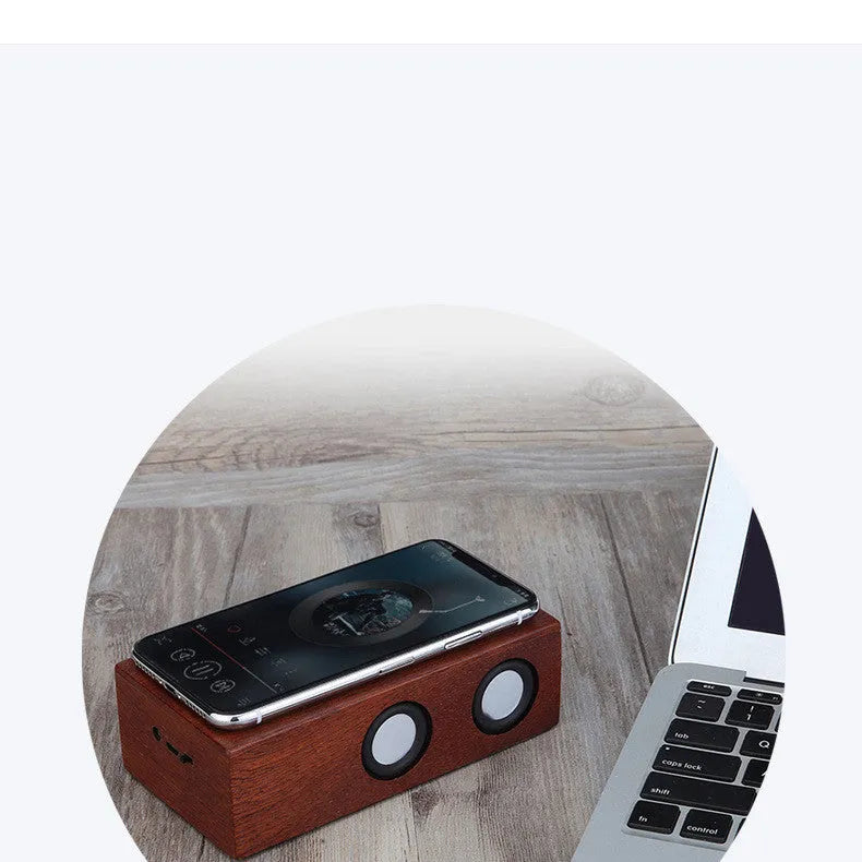 Retro wooden Bluetooth speaker in bamboo, black walnut or sapele finish