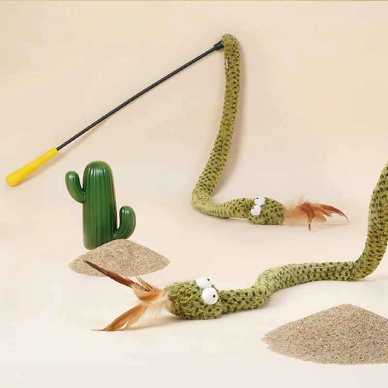 Green snake cat teasing stick toy with feather attachments on 140 cm pole