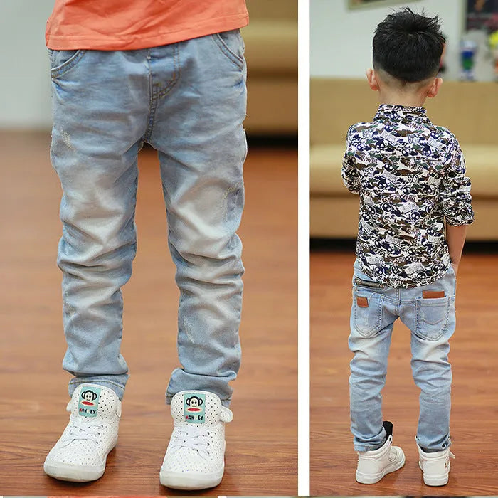 Boys harem pants in denim with stripe pattern and rubber band waist for spring and autumn casual wear