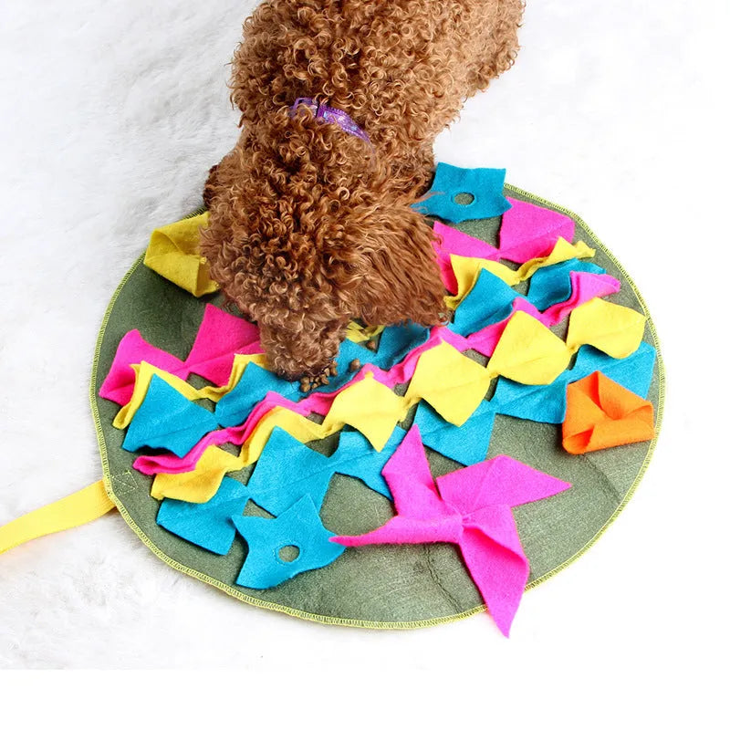 Polyester dog sniffing mat with detachable design, available in 45 x 45 cm to 90 x 90 cm sizes