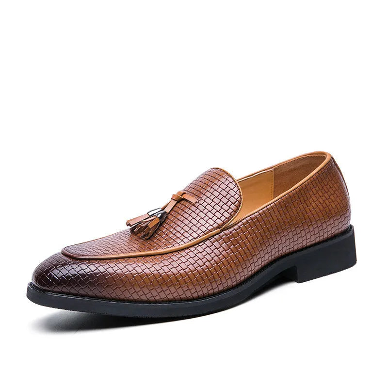 Men's black pointed toe slip-on shoes with tassel detail for business wear
