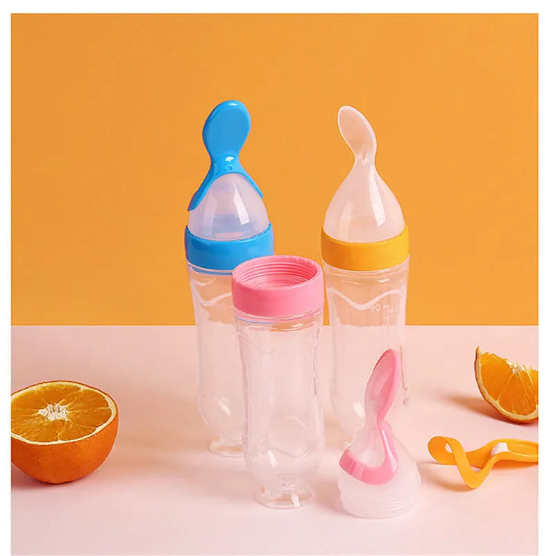 Plastic food storage containers with sealing lids in various colour options for organised meal preparation
