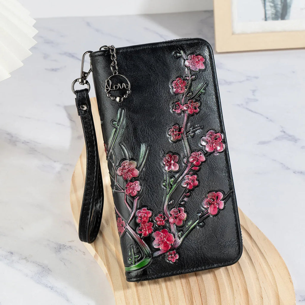 Embossed hand-painted Chinese style zipper handbag with floral pattern in retro style