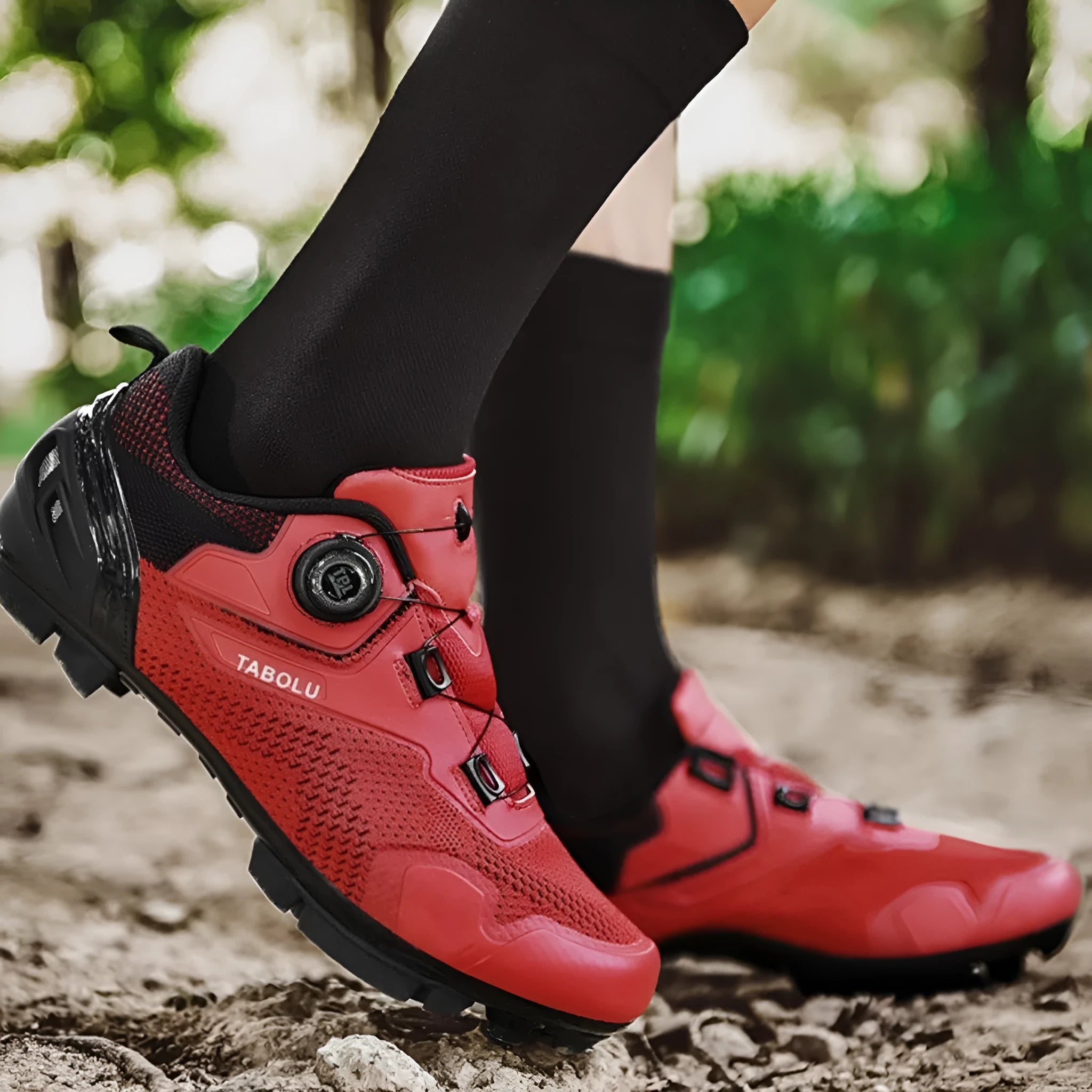 Men's breathable lightweight road cycling shoes in grey, black, red, sizes 36 to 47