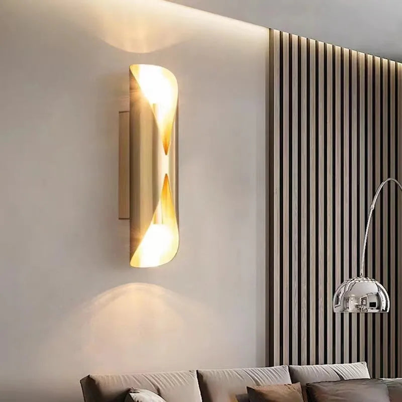 Copper wall lamp 23 × 5.5cm with warm light, 220V, modern simplicity style, for indoor wall use