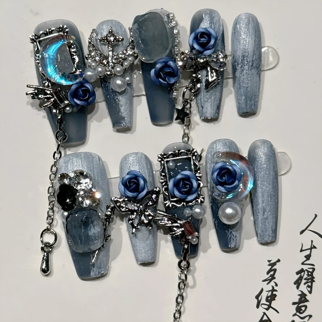Blue night manicure set with rose and tulip patterns for ladies in four sizes