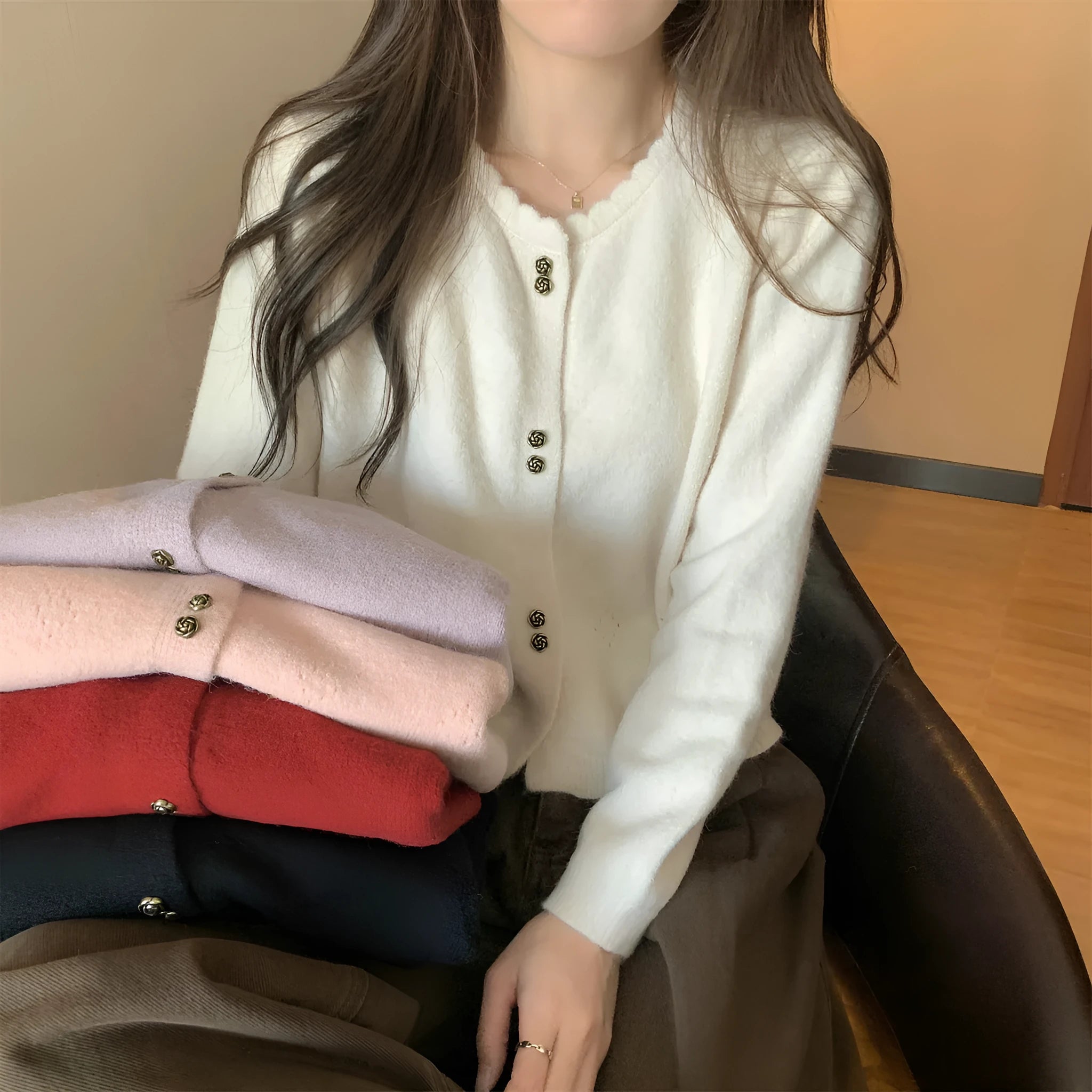 Women's beige acrylic fibre long-sleeved cardigan coat with a regular fit.