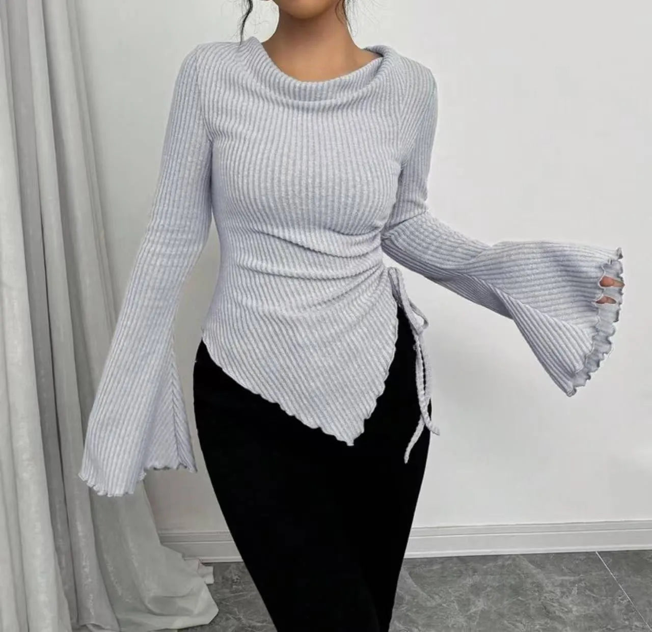 Design Sense rope slim pullover for women in apricot with bell sleeves and long sleeves