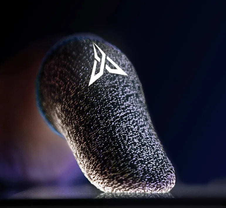 Green gaming thumb sleeves with 3M reflective logo made from silver fibre ring-spun yarn