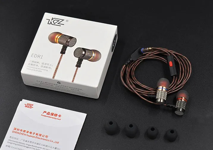 Wired in-ear headphones with metal subwoofer, 3.5mm L-bend plug, and choice of standard or microphone model.