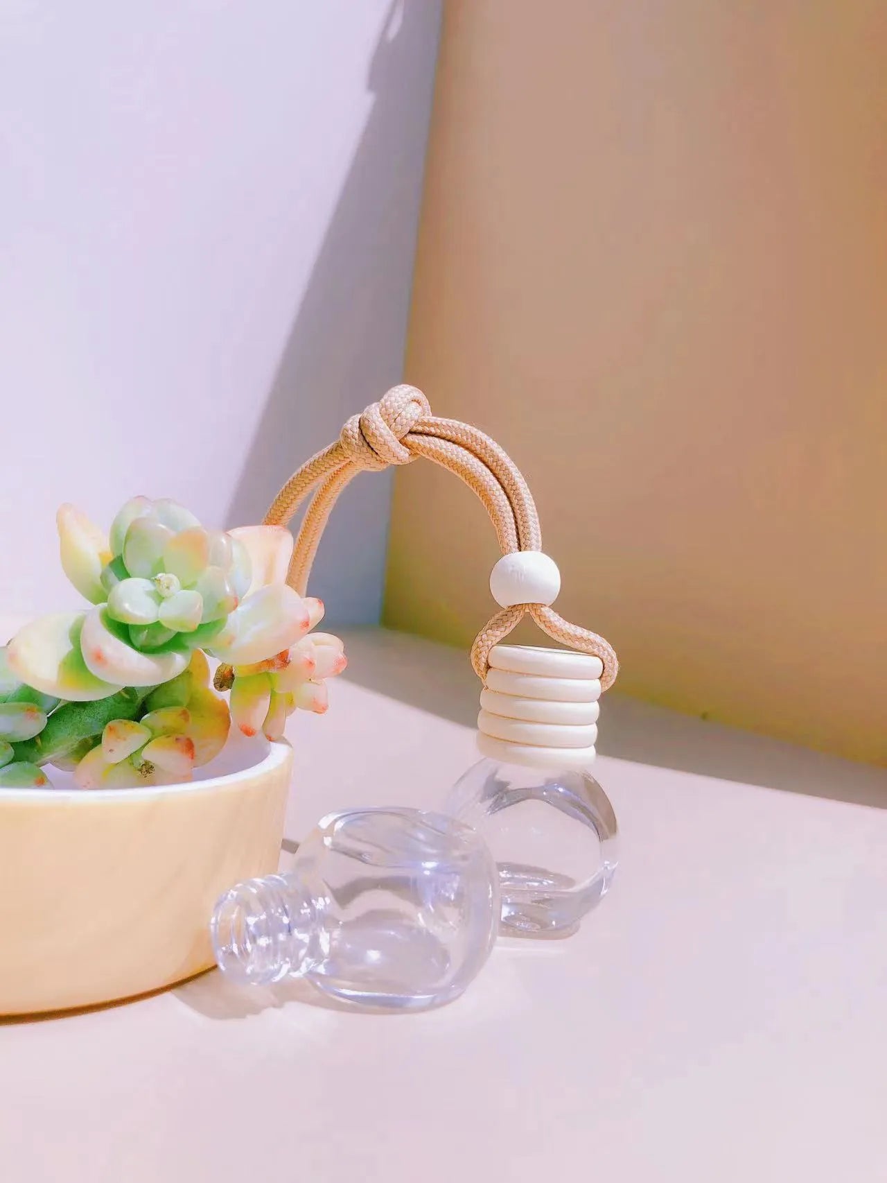 Car perfume pendant glass bottle in simple style with four colour and capacity options