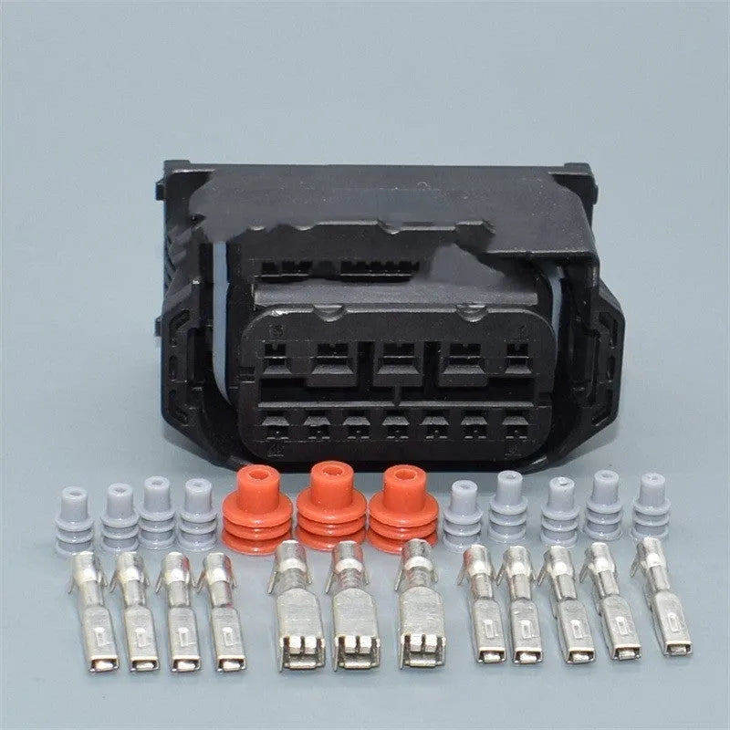 Black BMW headlight plug connector DJ7121W-1.5 2.8-21 for X1 E90 E92 models