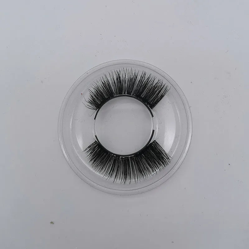 Magnetic false eyelashes in black with hard magnetic material and quantum clip on pink folding box