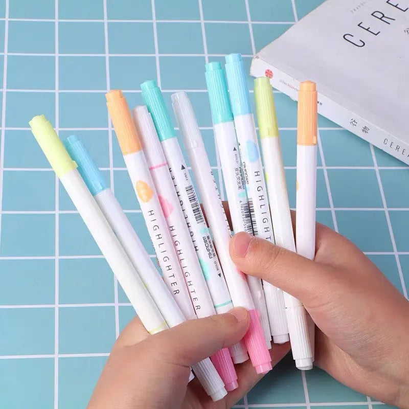 Double head gel pens with highlighting and writing tips in five colours
