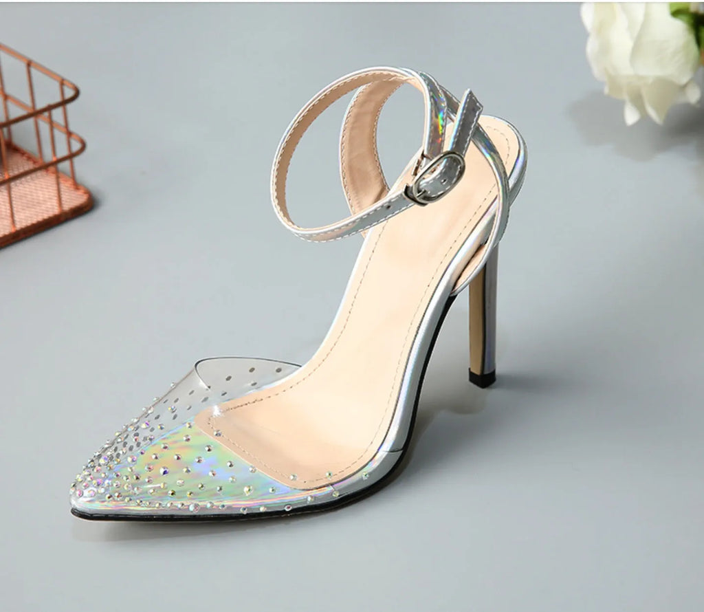 Women's pointed-toe sandals with diamond decoration and a thin stiletto heel.