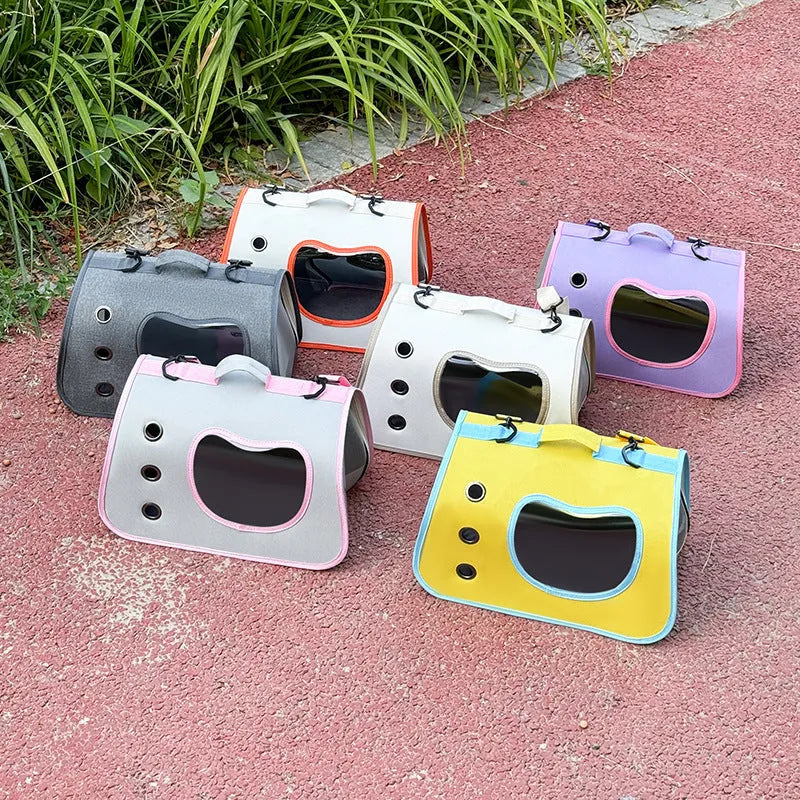 Crossbody pet carrier bag in Oxford cloth with medium capacity and breathable design
