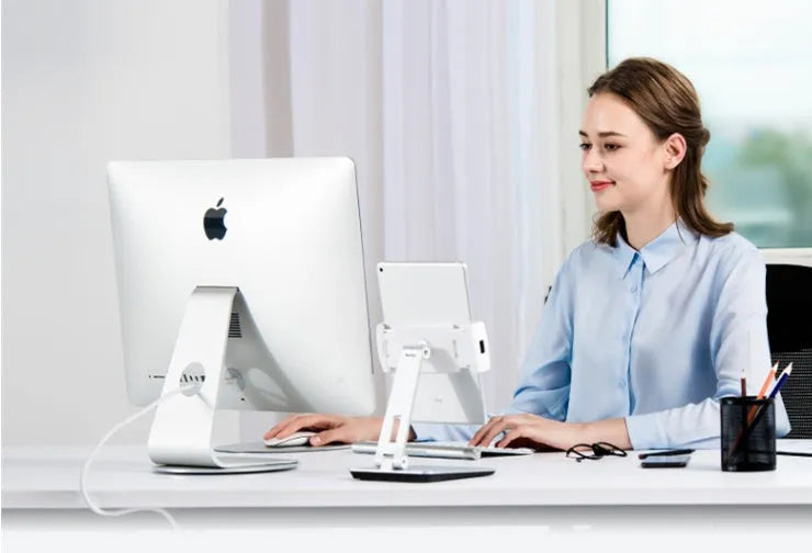 Foldable aluminium desktop phone and tablet stand with 360° rotation