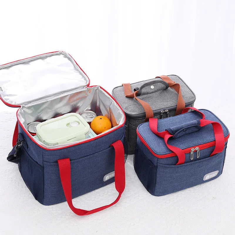 Crossbody insulation picnic cooler bag with shoulder strap in Oxford cloth material