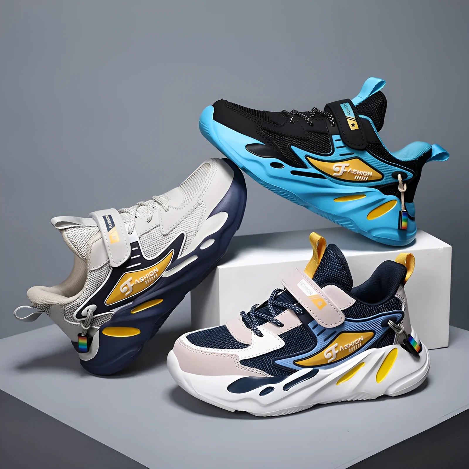Boys' blue and black sports running shoes with velcro fastening and platform sole