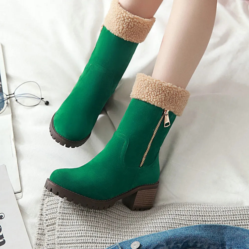 Snow boots with a plush lining and rubber insole in black, grey, green, and orange