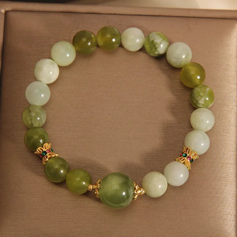 Xiuyan jade green women's bracelet with original design in Mori style