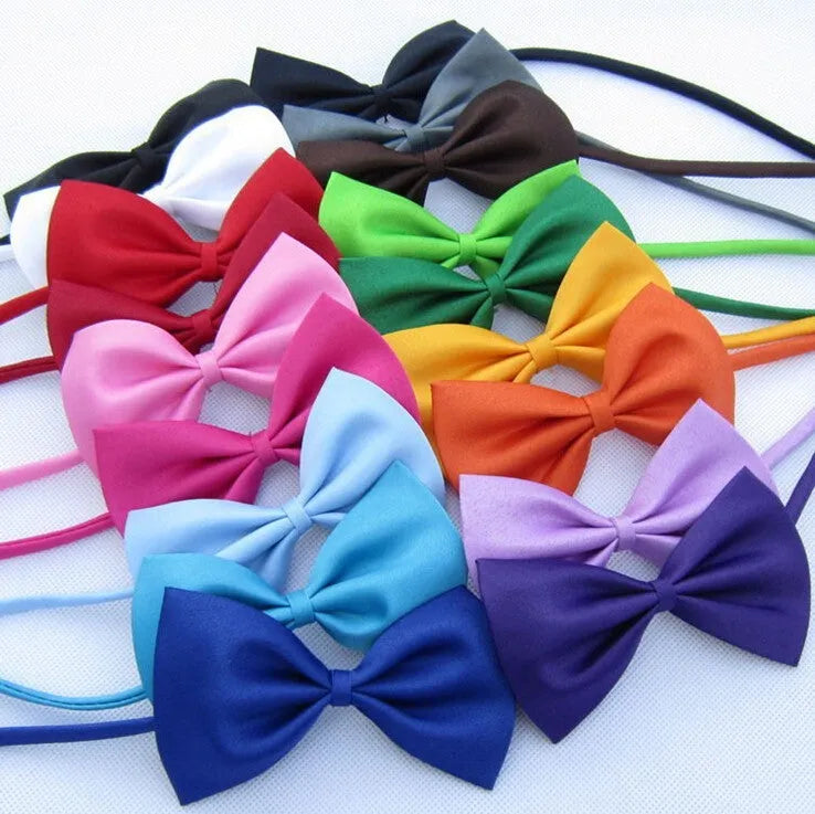 Adjustable pet bow tie in multiple colours for dogs and cats with black green red blue yellow options