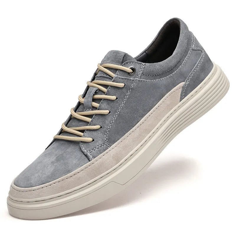 Men's casual leather skate shoes in grey colour with round toe and lace-up front