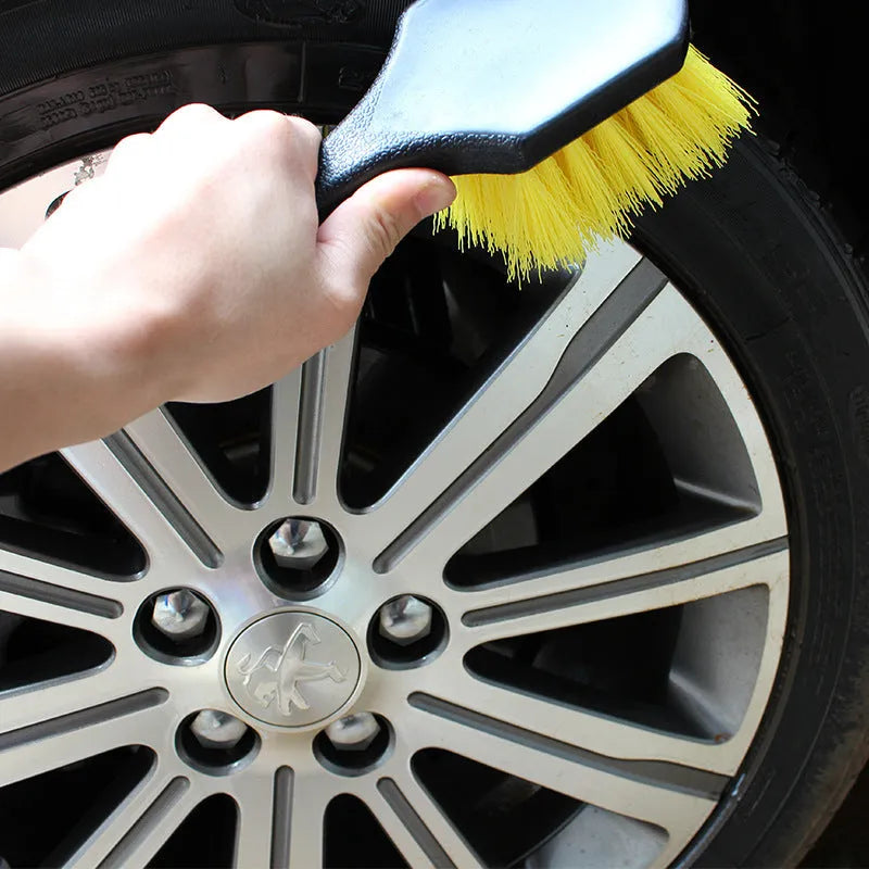 Car tire wheel brush with long handle and twisted yarn bristles for cleaning alloy wheel hub