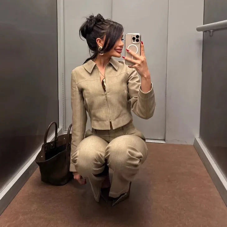 Women's summer suit set with 3D herringbone pattern jacket and straight-leg trousers