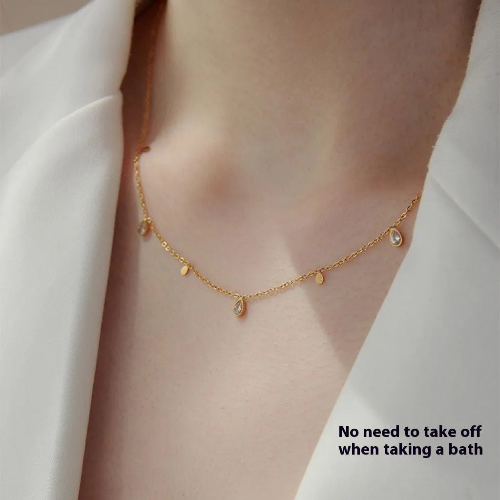 Titanium steel clavicle chain with electroplated finish O-ring chain and white diamond drop pendant
