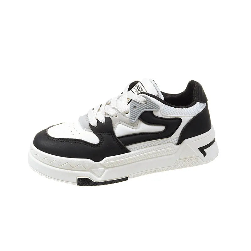 Women's low-top thick bottom skate shoes in black or green with artificial PU upper and rubber sole, sizes 35-41.
