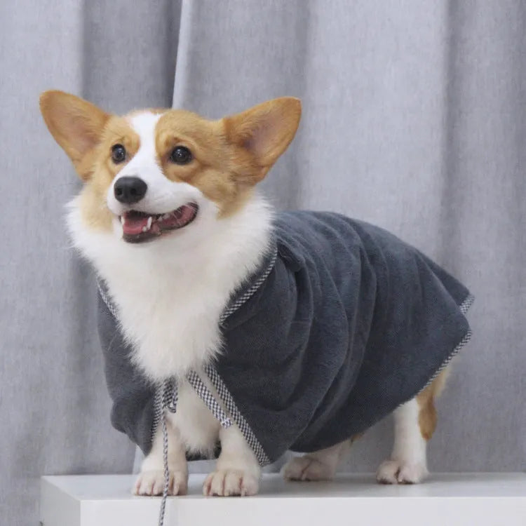 Grey and green ultra fine fibre pet towels for dogs and cats in three sizes.