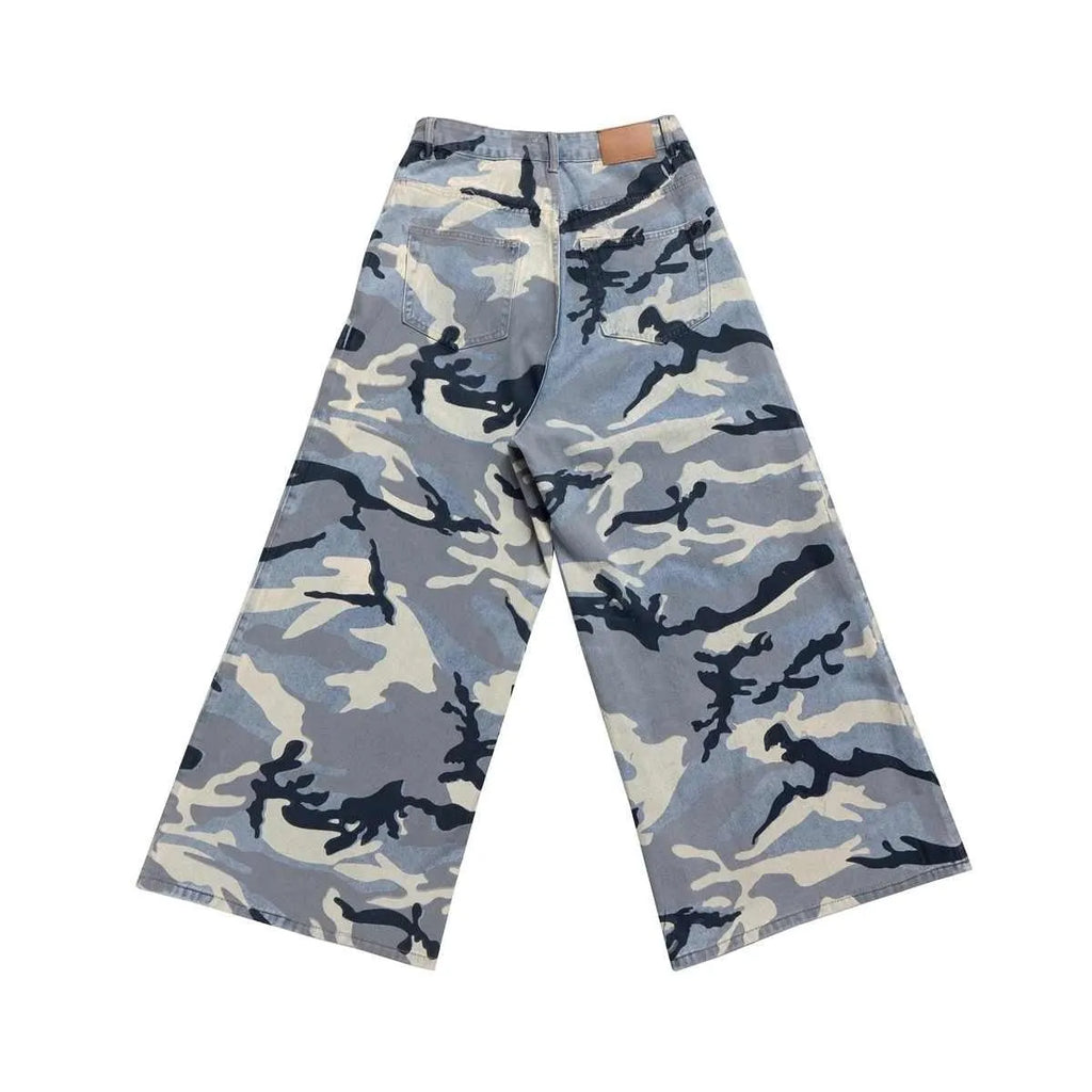 Snow camouflage blue loose fit jeans for men and women in cotton denim with micro-elastic fabric