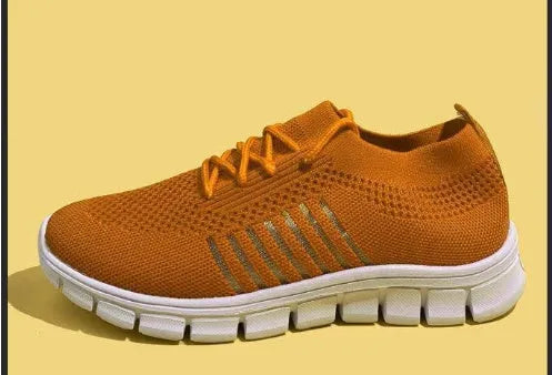 Women's high-cut lace-up platform sneaker in a choice of seven colours on a rubber sole.