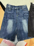 Men's loose straight-leg cropped denim shorts in retro washed style with zip fly