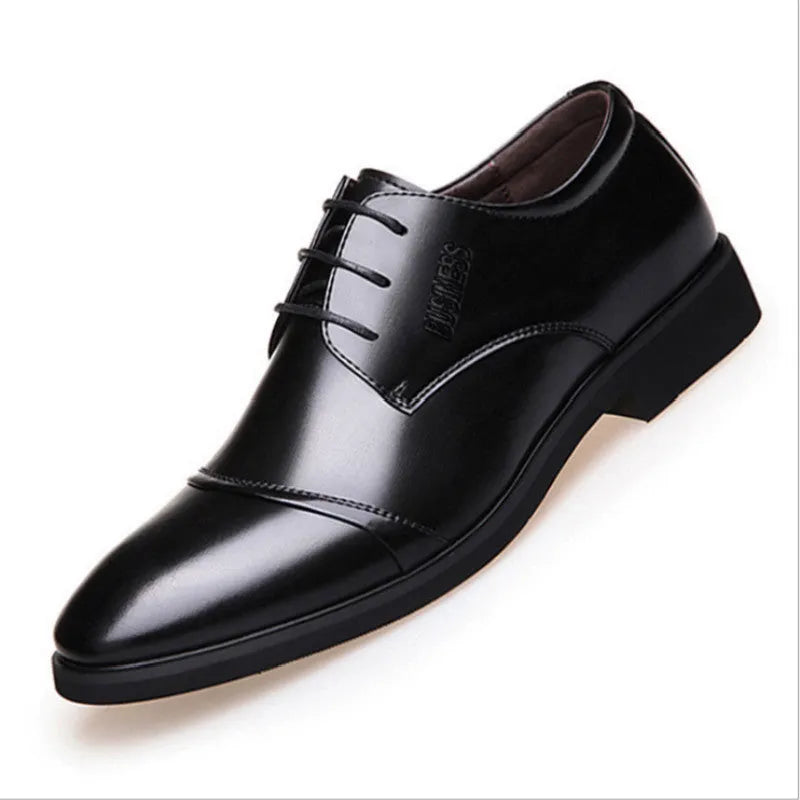 Men's black leather lace-up business shoes with rubber sole and stitching details