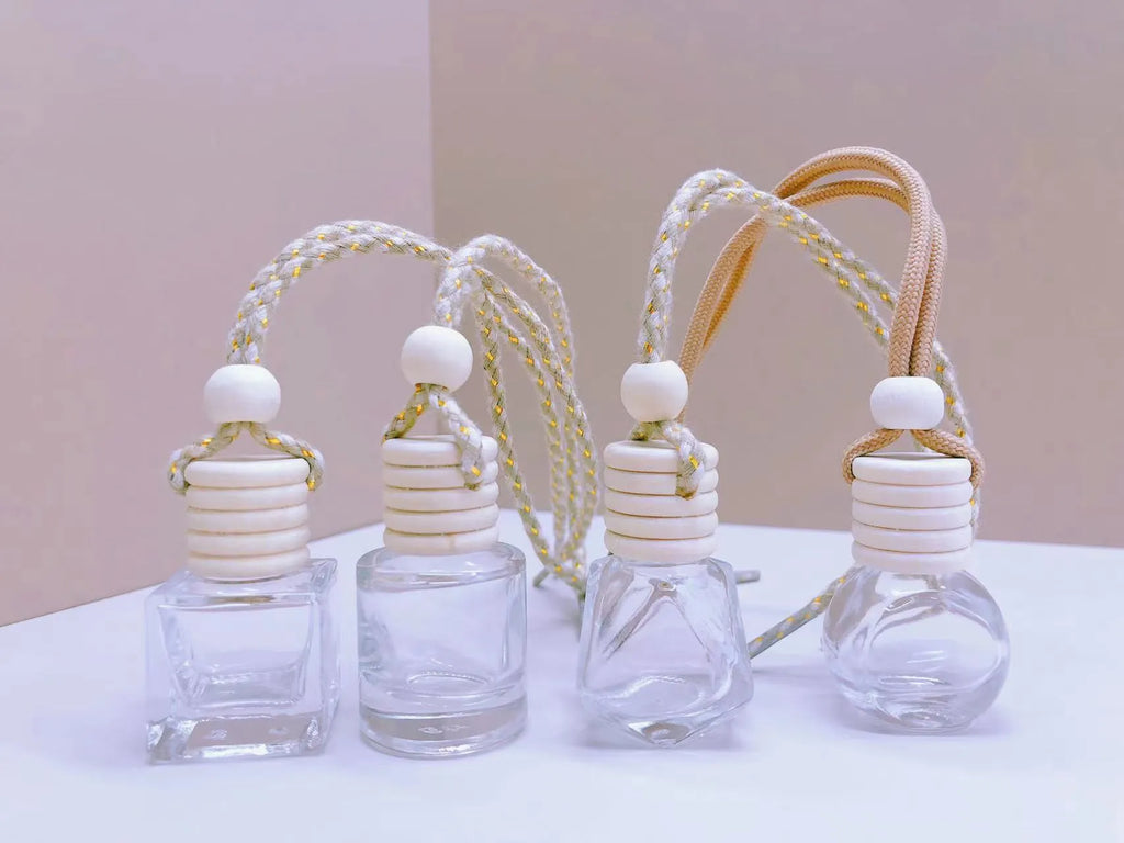 Car perfume pendant glass bottle in simple style with four colour and capacity options
