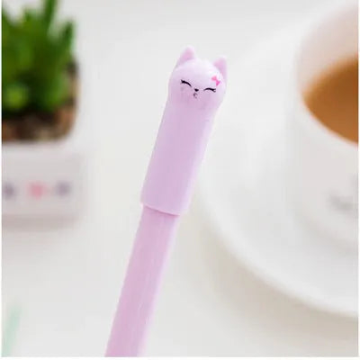 Pendulum cat charm gel pen with plastic body, shown in multiple ink colour options.