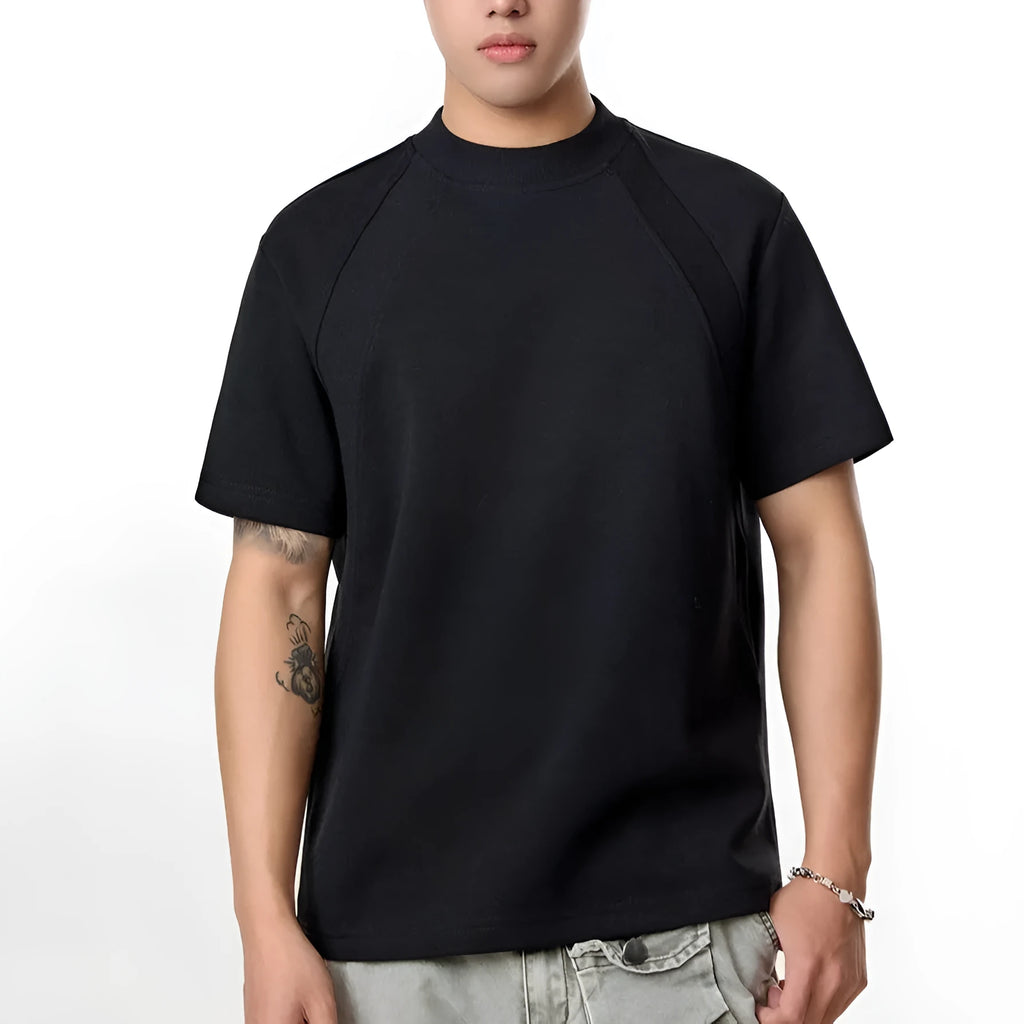 Air layer stitching short sleeve loose top in black on a hanger