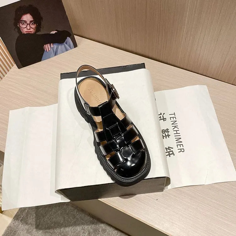 Women's closed toe platform hollow sandals with chunky heels and buckle fastening in black colour